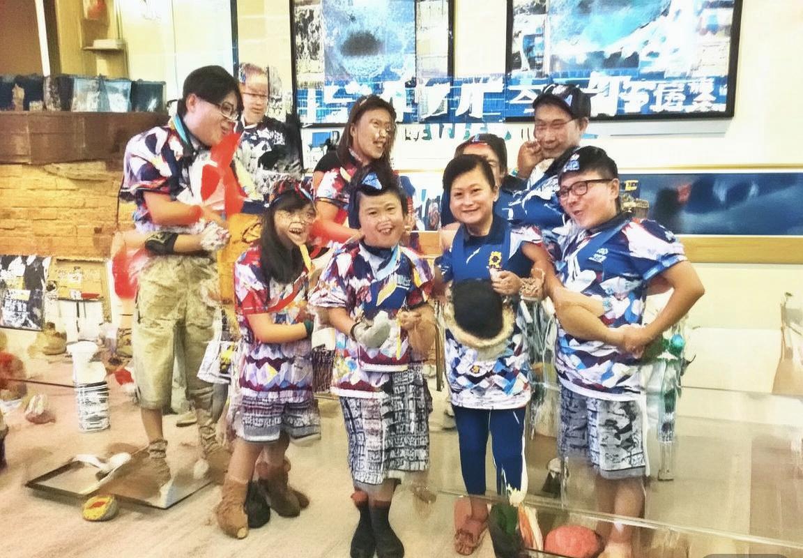 巴拿马VS北爱尔兰：足球对决亮点解析及精彩瞬间回顾(图1)